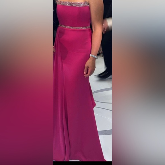 Alex Perry Raspberry Satin Draped Column Gown - Picture 7 of 8